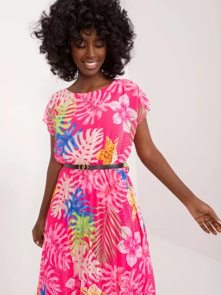 Rochie Fashionhunters cu imagine plisată de costum roz