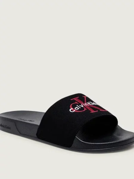 Calvin Klein Papucs ESS fekete