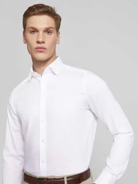 Koszula biznesowa o kroju slim fit z jednolitą fakturą Olymp Level Five biała