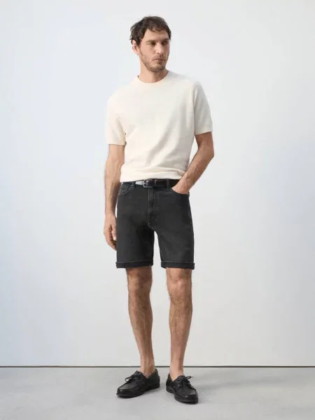 Bermudy slim fit z wywiniętymi nogawkami black denim Mężczyzna 44 MANGO MAN czarne