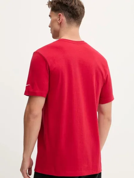 Футболка Nike Logo Essential з принтом червоний