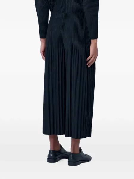 Plisované zkrácené kalhoty Homme Plissé Issey Miyake černé