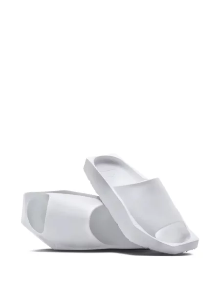 Papuci Jordan alb