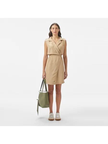 Lacoste сукня Classic Fit бежева