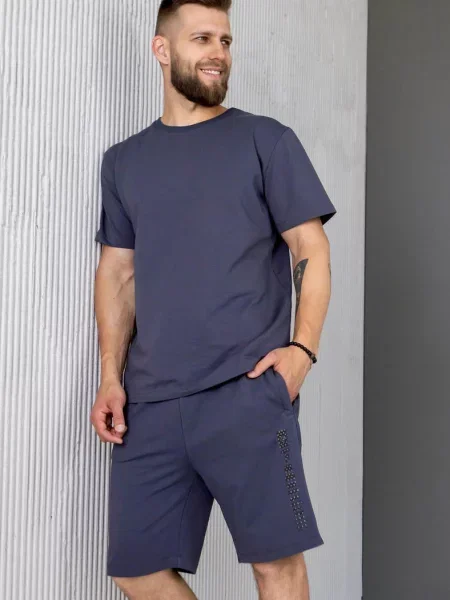 Комплект: футболка и шорты сіра