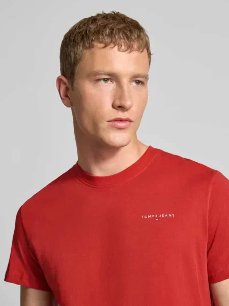 T-shirt o kroju Slim Fit z czystej bawełny Tommy Jeans czerwona