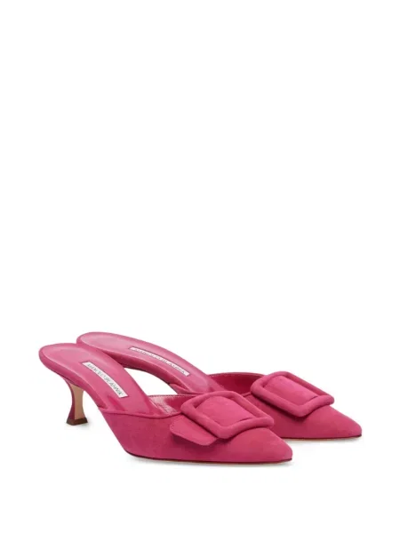 Papuci tip mules Manolo Blahnik cu cataramă roz