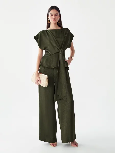 Willa Salopeta Vella închis verde
