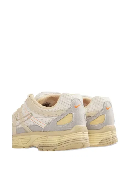 Μπλούζα Nike με κέντημα μαύρο