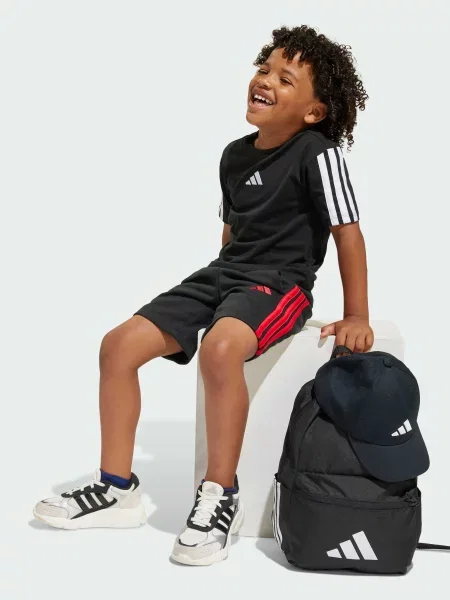 Дитяча Футболка adidas Adidas Essentials чорний
