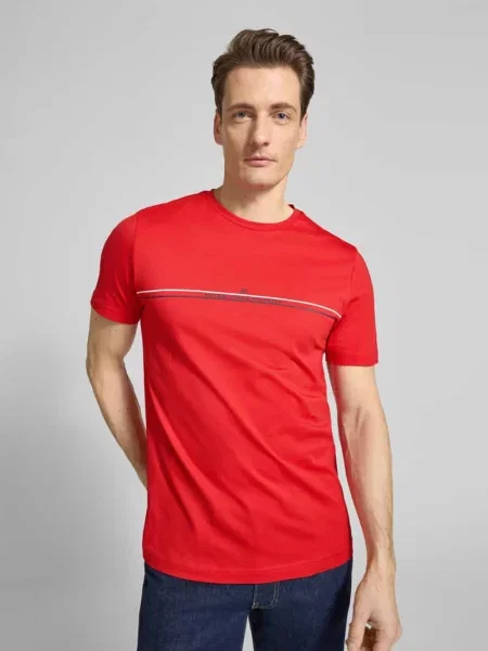 T-shirt o kroju regular fit z nadrukiem z logo Christian Berg Men czerwona