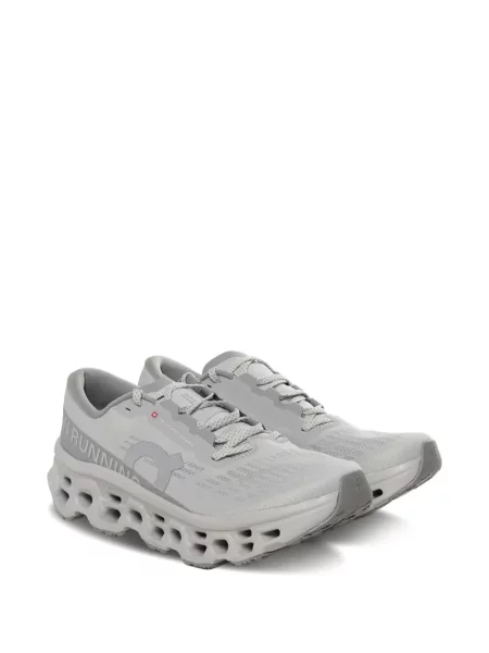Sneakerși On gri