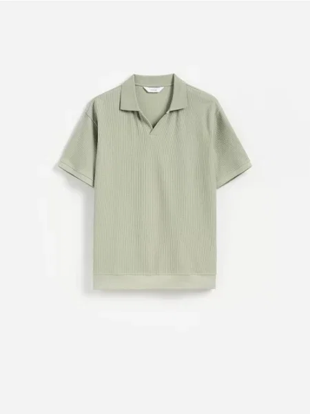 Reserved Tricou polo comfort fit verde-pal verde