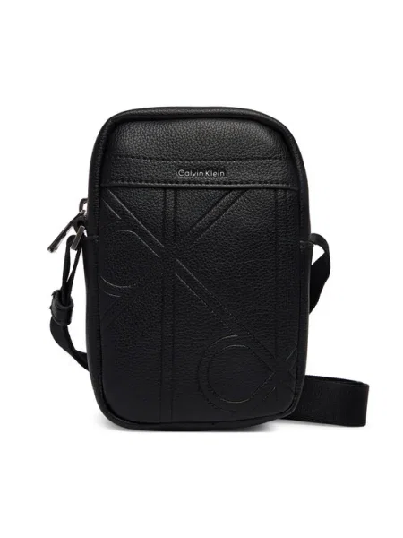Calvin Klein Válltáska Emblem Aop Emboss Slim Reporter fekete