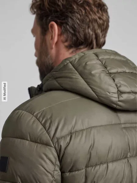 Kurtka pikowana w kroju regular fit z mankietami typu storm model BAVENO' Strellson biała
