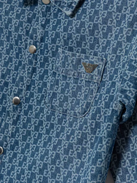 Emporio Armani gyerek farmerdzseki kék