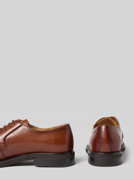 Derby ze skóry z wytłaczanym logo model UMMO' Cg - Club Of Gents