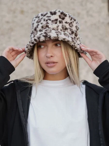 Without Панама бежевий