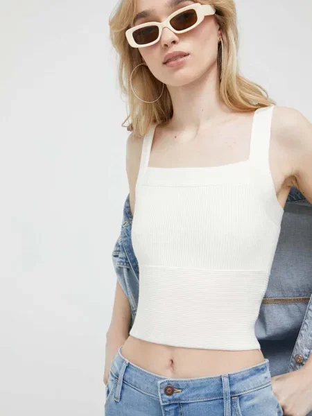 Top Abercrombie & Fitch bílý