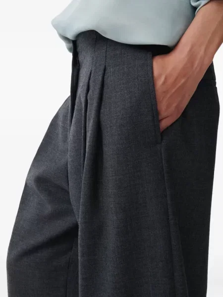 Pantaloni Studio Nicholson plisate gri