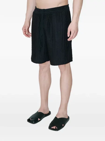 Pantaloni scurți True Tribe cu cordon negru