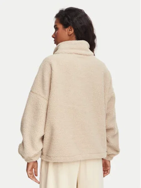 Reebok Polár kabát Krém