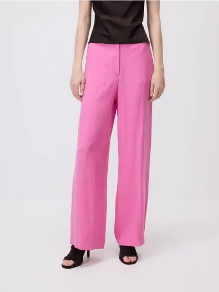 Reserved Pantaloni cu conținut ridicat de modal roz