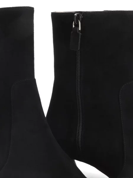 Botine Stuart Weitzman din piele de căprioară negru