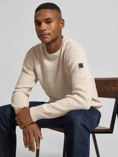 Sweter z dzianiny kroju regular fit z mieszanki bawełny Tom Tailor biały