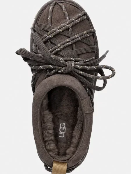 Замшевые тапочки Ugg