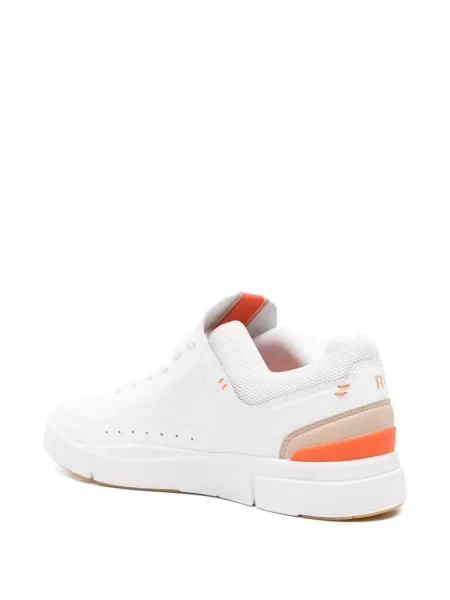 Бягане маратонки On-running с връзки с дантела бяло