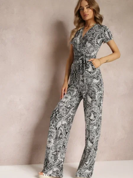 Salopetă și gri tip plic cu picioare lungi și din cu flori Lucianne neagră