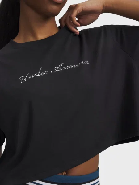 Укороченная спортивная футболка Under Armour черная