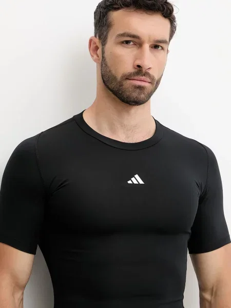 Однотонная футболка Adidas Performance черная