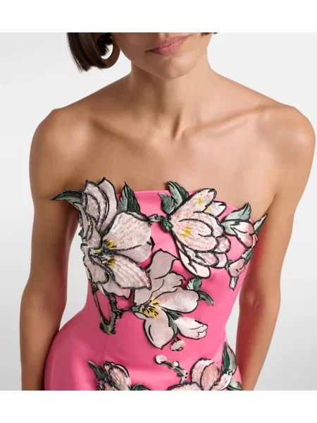 Rochie Leo Lin cu broderie cu model floral roz