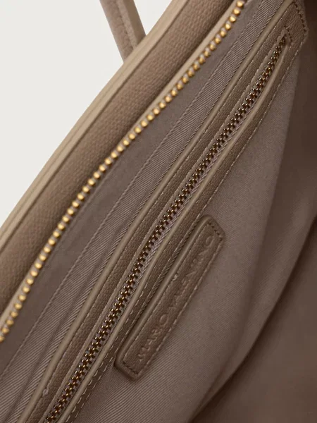 Кожаная сумка Valentino Bags