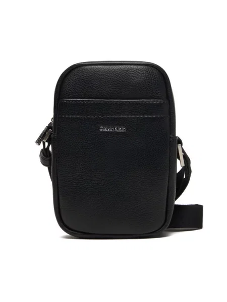 Calvin Klein Torba preko ramena crna