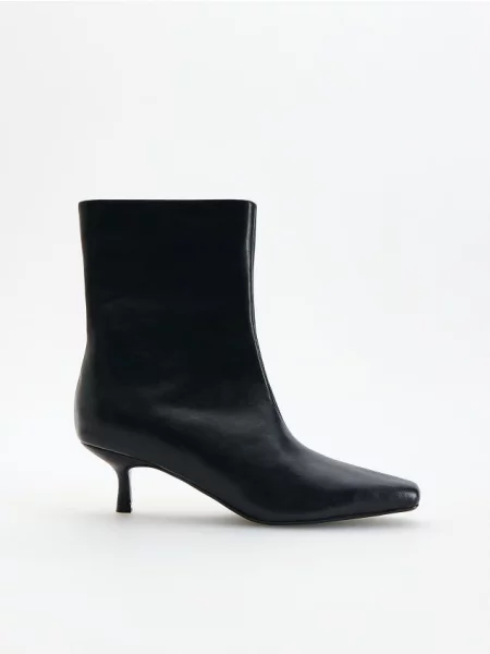 Reserved Botine din piele cu negru