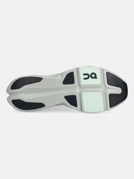 Кросівки для бігу On