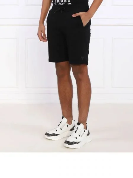 GUESS ACTIVE Pantaloni scurți ALDWIN negru