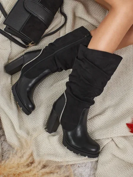 Велурени боти до глезена Resti черно