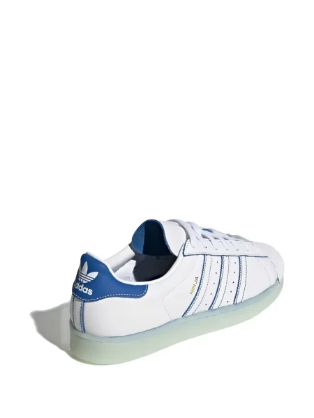 Top Adidas alergare cu decolteu în V alb