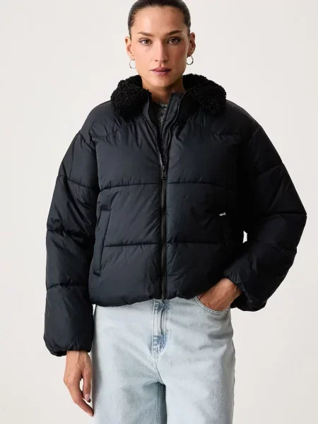 Levi's prošivena jakna za žene PALMER PUFFER SHERPA plava