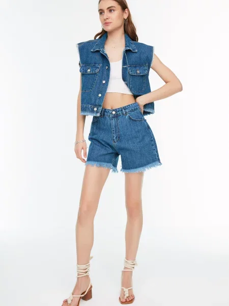 Pantaloni scurți din denim Trendyol albastru