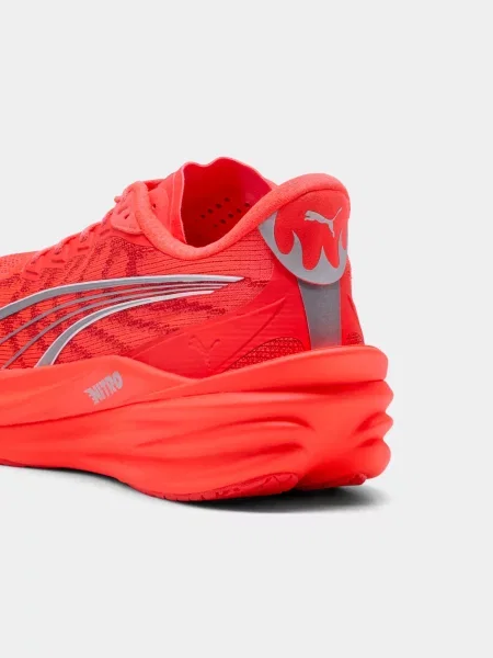 Кроссовки для бега Puma Nitro красные