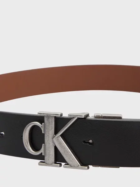 Кожаный ремень Calvin Klein с пряжкой