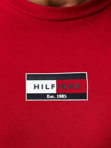 Tommy Hilfiger тениска мъжка от червено