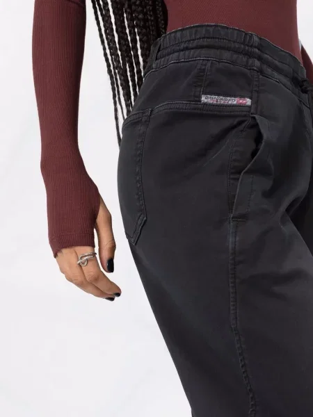 Blugi boyfriend Diesel Krailey negru