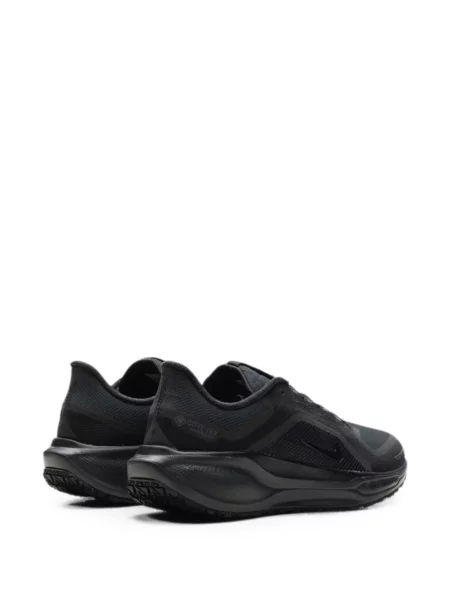 Sneakerși Nike Metcon alb