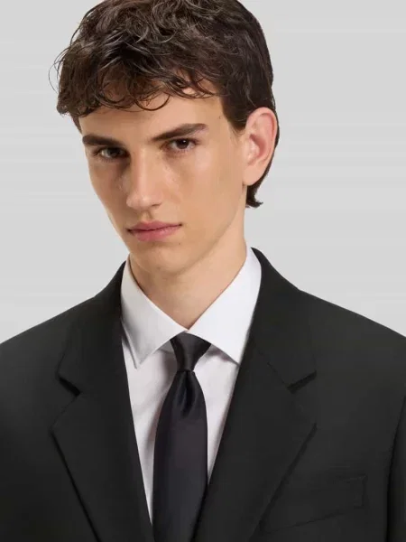 Garnitur o kroju regular fit z dodatkiem model Hugo czarny